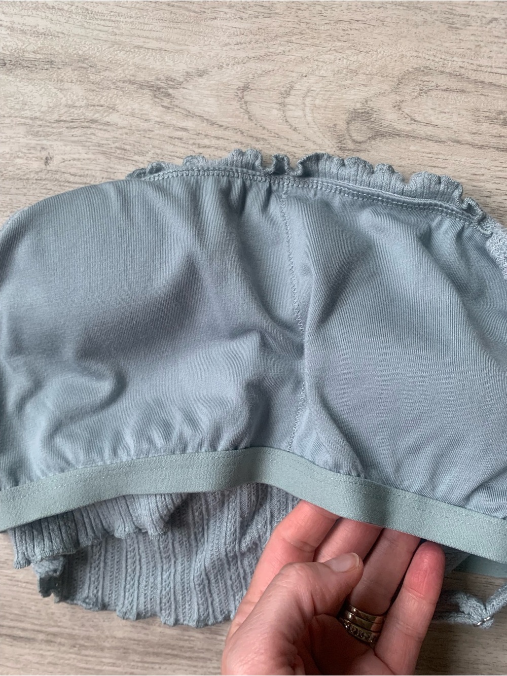 Gilly Hicks cropped Bralette/top sage green size small - Picture 5 of 6